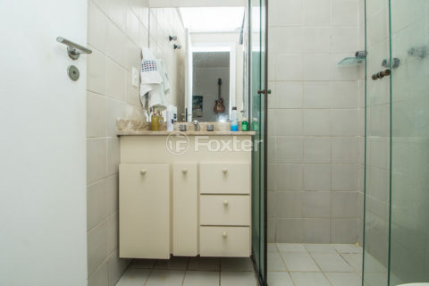 Image 9 - 1030977