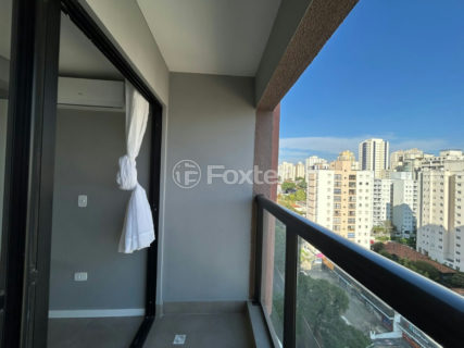 Image 7 - 1030979