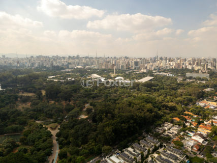 Image 22 - 1030981