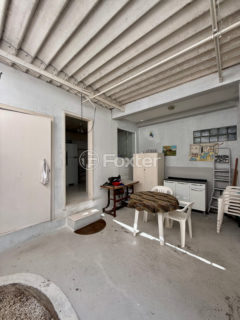 Image 23 - 1030982