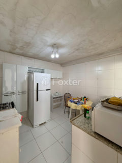 Image 24 - 1030982