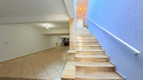 Image 71 - 1031002