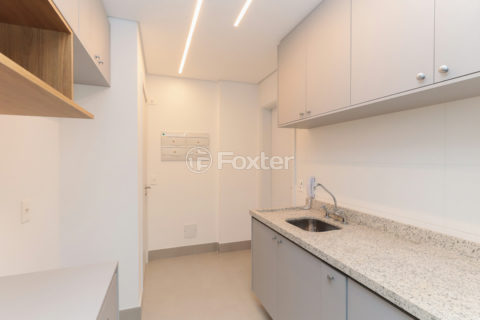 Image 7 - 1031003