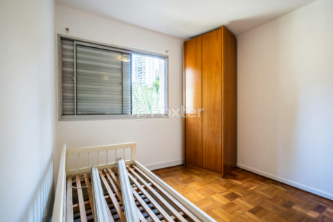 Image 37 - 1031015