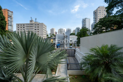 Image 47 - 1031015