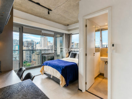 Image 11 - 1031018