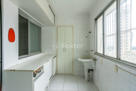 Image 21 - 1031021