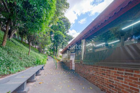 Image 35 - 1031025