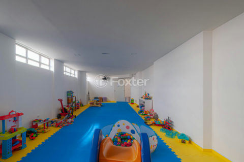 Image 32 - 1031025