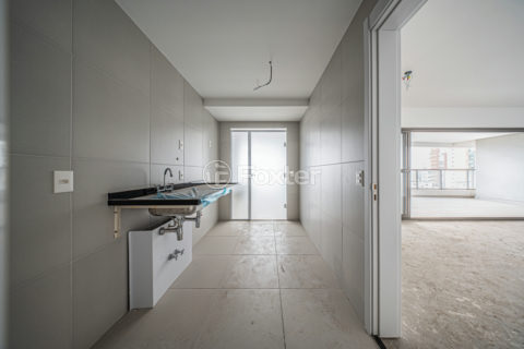Image 42 - 1031038