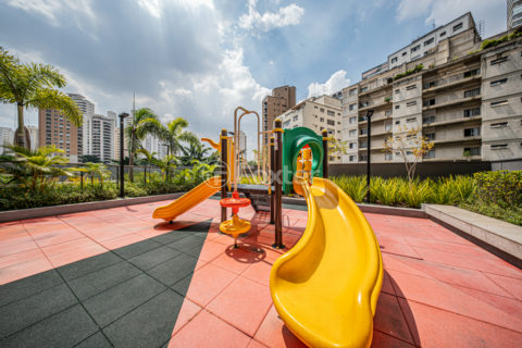 Image 85 - 1031038