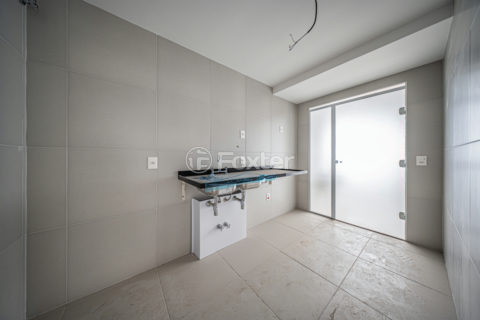 Image 41 - 1031038