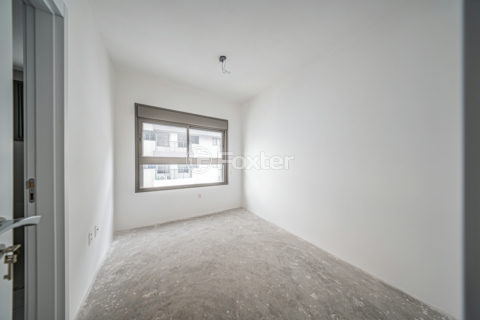 Image 34 - 1031038