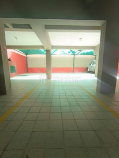 Image 30 - 1031052