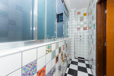 Image 7 - 1031066