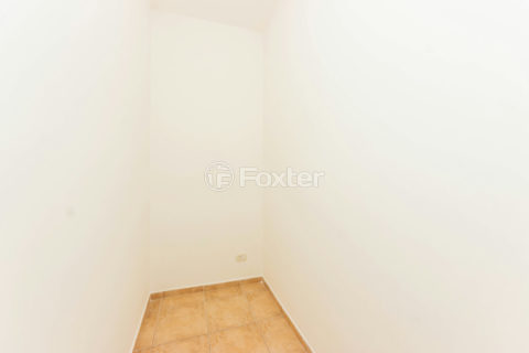 Image 4 - 1031066