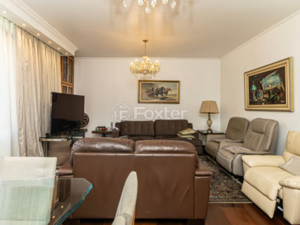 Image 37 - 1031067