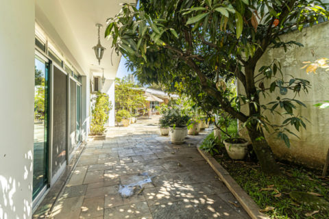 Image 21 - 1031067
