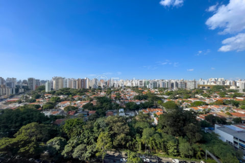 Image 16 - 1031070