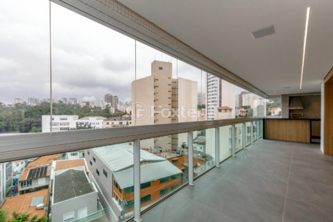 Image 6 - 1031074