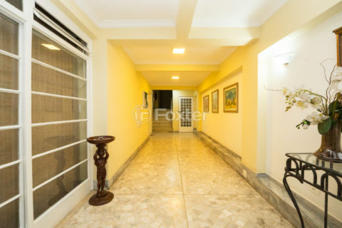 Image 34 - 1031076