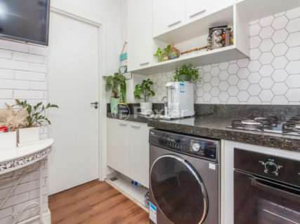 Image 9 - 1031090