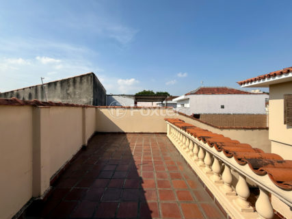 Image 42 - 1031096