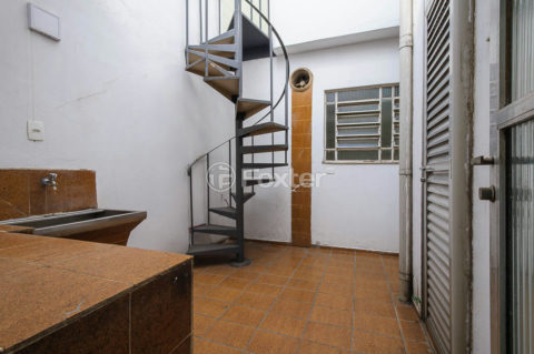 Image 35 - 1031111