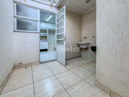 Image 9 - 1031113