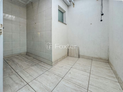 Image 8 - 1031113