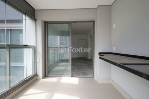 Image 17 - 1031116