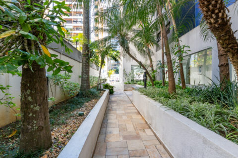 Image 42 - 1031144