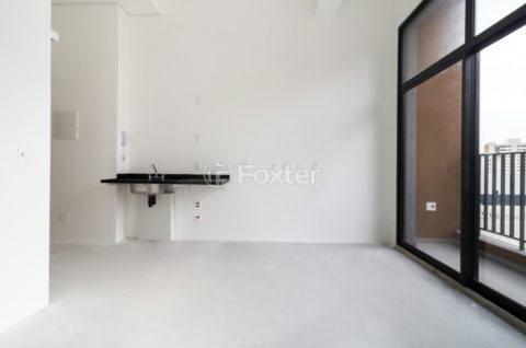 Image 7 - 1031147