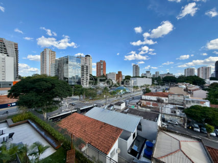 Image 19 - 1031148