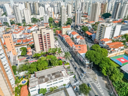 Image 6 - 1031188