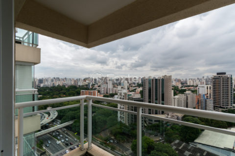 Image 12 - 1031196