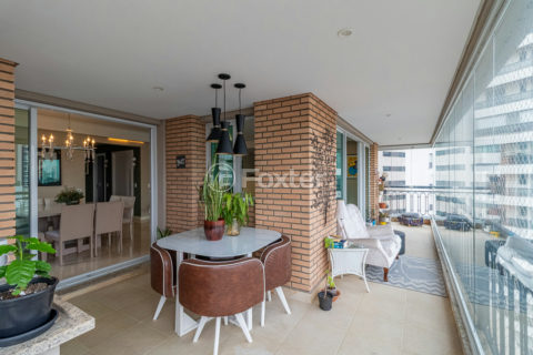 Image 9 - 1031197