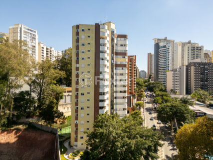Image 32 - 1031198