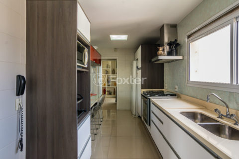 Image 34 - 1031216