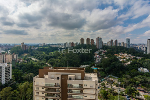 Image 18 - 1031216