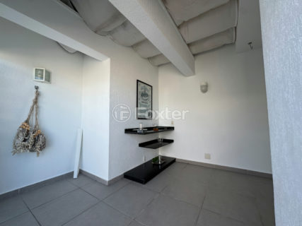 Image 33 - 1031217