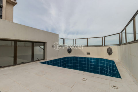 Image 33 - 1031227