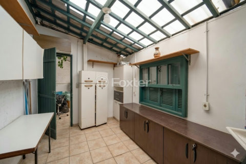 Image 37 - 1031236