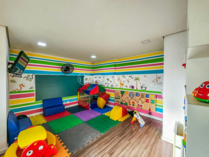 Image 32 - 1031248