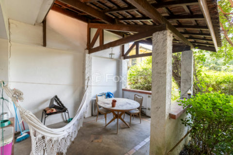 Image 30 - 1031250