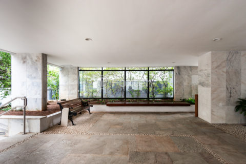 Image 34 - 1031255