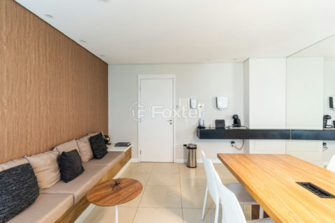 Image 33 - 1031275