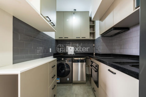 Image 22 - 1031276