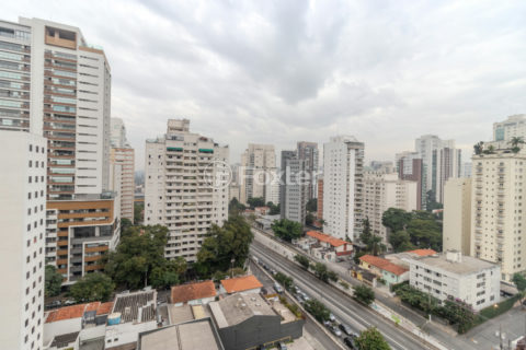 Image 20 - 1031290