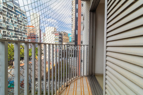 Image 32 - 1031294